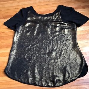Bisou Bisou shimmery gold top